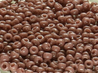 TOHO Round Beads 11/0 - 52 Opaque Lavender (50g...