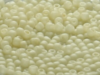 TOHO Round Beads 15/0 - 762 Opaque Pastel Frosted Egg...