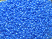 TOHO Round Beads 15/0 - 43D Opaque Cornflower (30g...