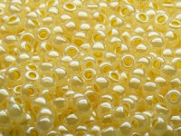 TOHO Round Beads 11/0 - 903 Ceylon Custard (50g...